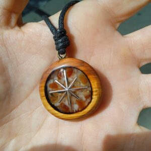 Colgante de Orgón con Estrella y madera de Tejo